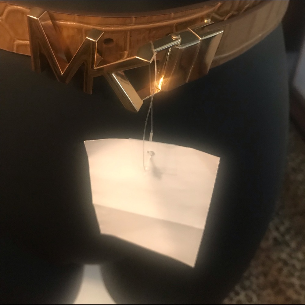 Michael Kros ladies belt